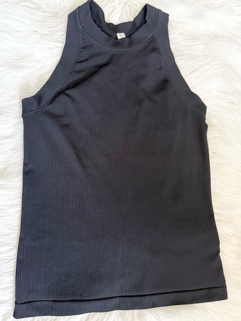 Women’s Athleta Renew razorback tank top